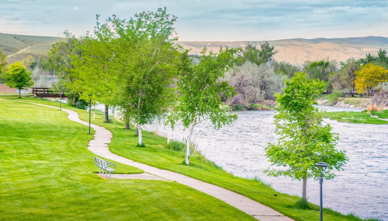 Let'S Go ! Fisherman, Families, Pools One Minute From Your Door, Comfort, Location Perfect, Amenity-Rich, Pup Friendly, Discover An Exceptional Wyoming Stay, Thermopolis River Walk Home At Hot Springs State Park, 'Where Families And Fisherman Stay' Екстериор снимка